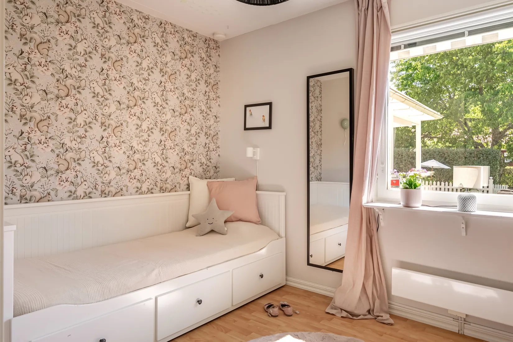 Radhus, Zenitvägen 23, Skälby, Järfälla
