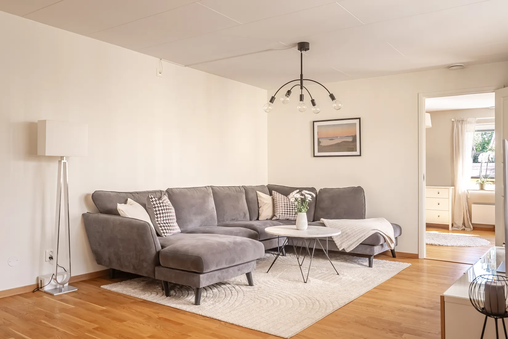 Radhus, Zenitvägen 23, Skälby, Järfälla