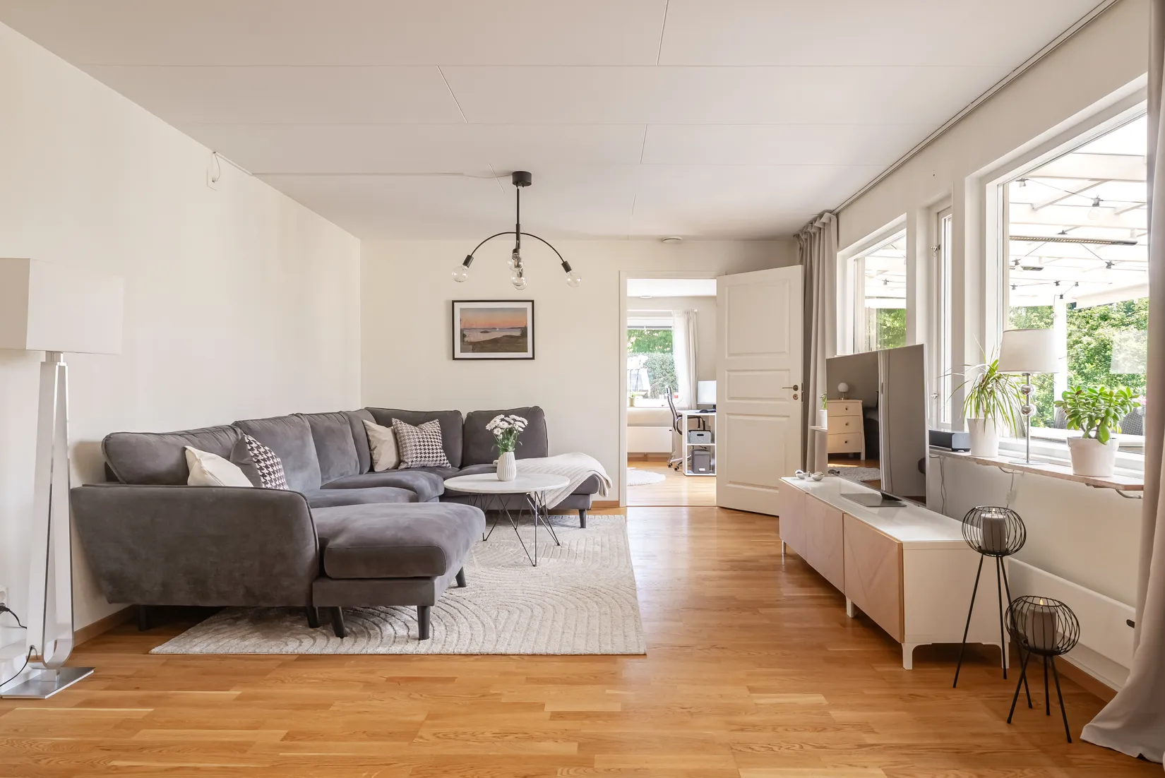 Radhus, Zenitvägen 23, Skälby, Järfälla