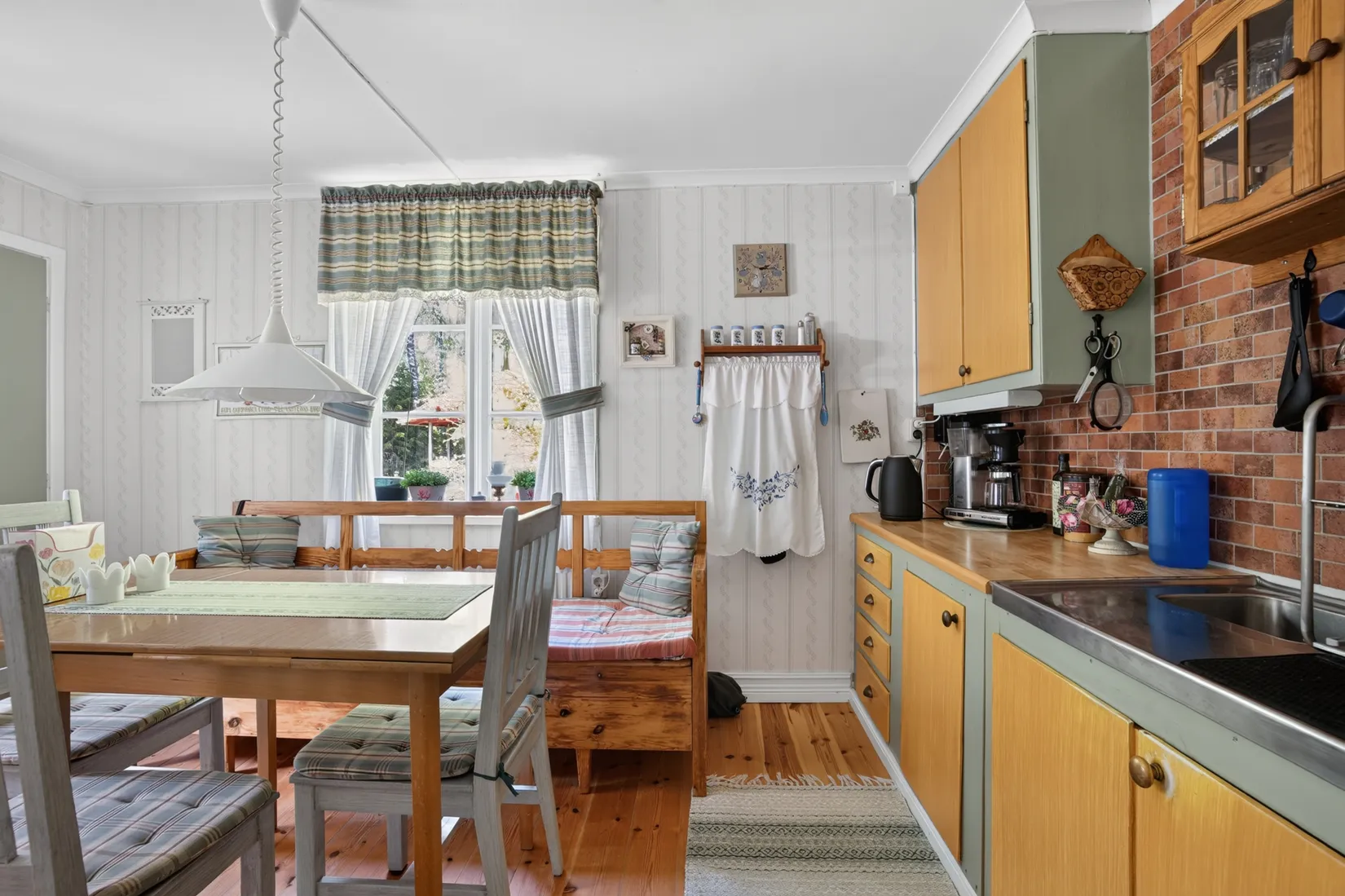 Fritidshus, Snöbergshult 303, Älvhyttan, Nora