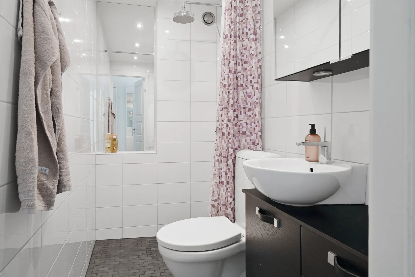 Bostadsrätt, Slånbärsvägen 27, Bollstanäs, Upplands Väsby