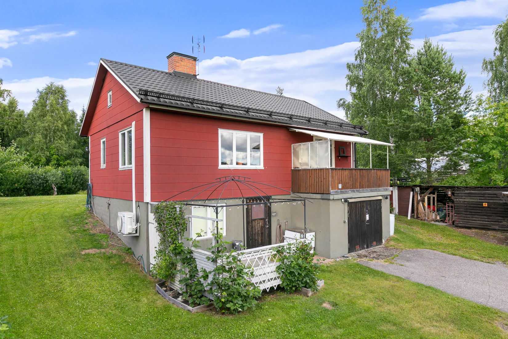Villa, Hyttbacksvägen 8, Råbacka, Hofors