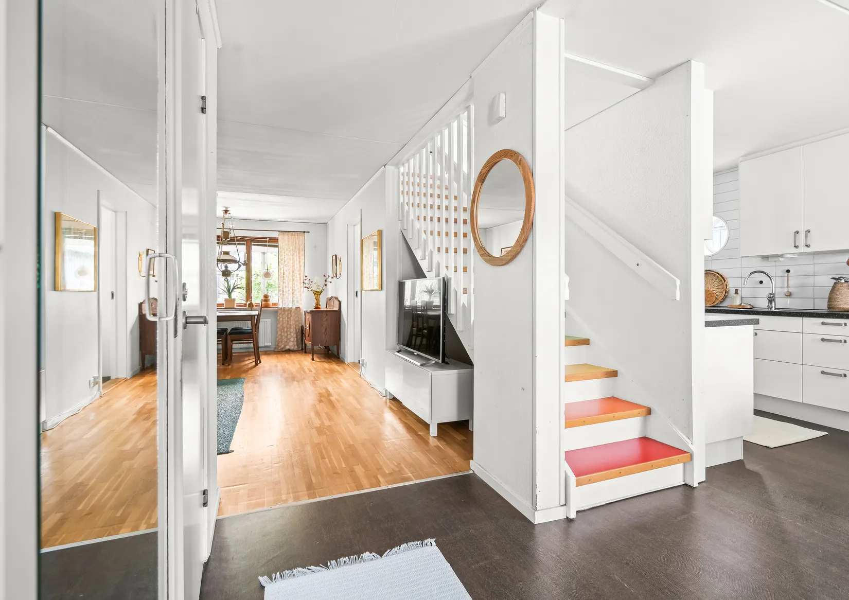 Radhus, Klövjestigen 4A, Vallhov, Sandviken