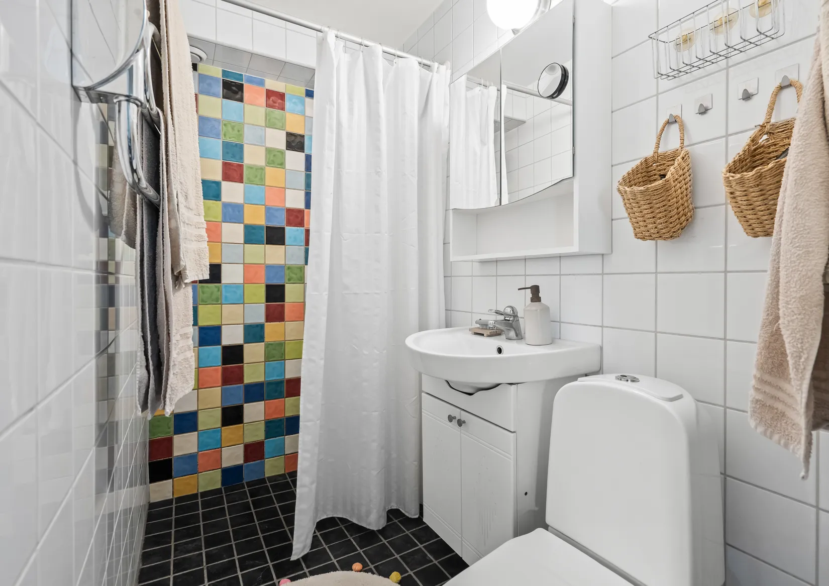 Radhus, Klövjestigen 4A, Vallhov, Sandviken