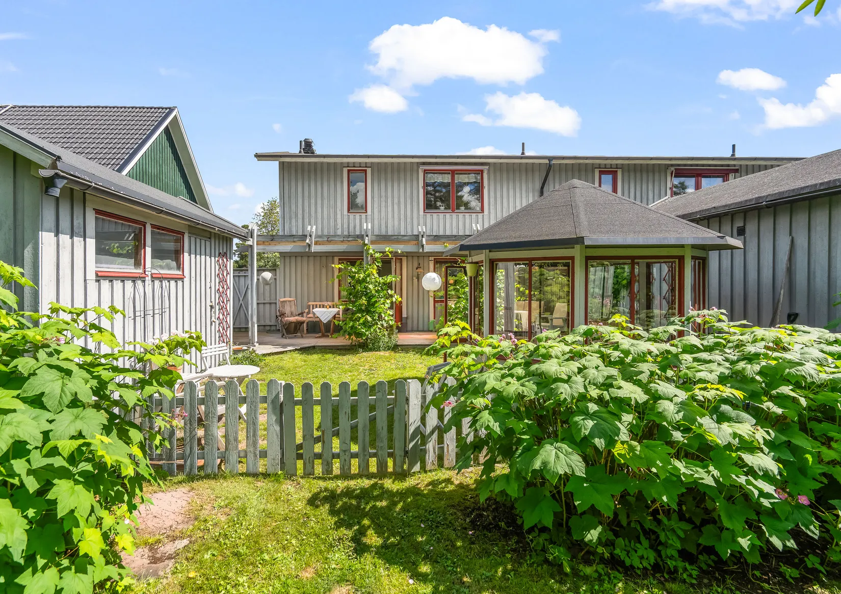Radhus, Klövjestigen 4A, Vallhov, Sandviken