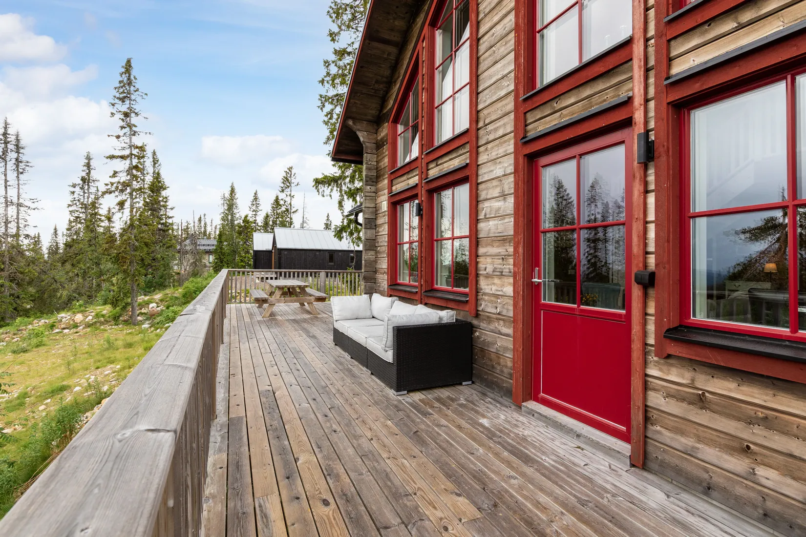 Villa, Utsiktsbacken 23, Storhogna, Berg