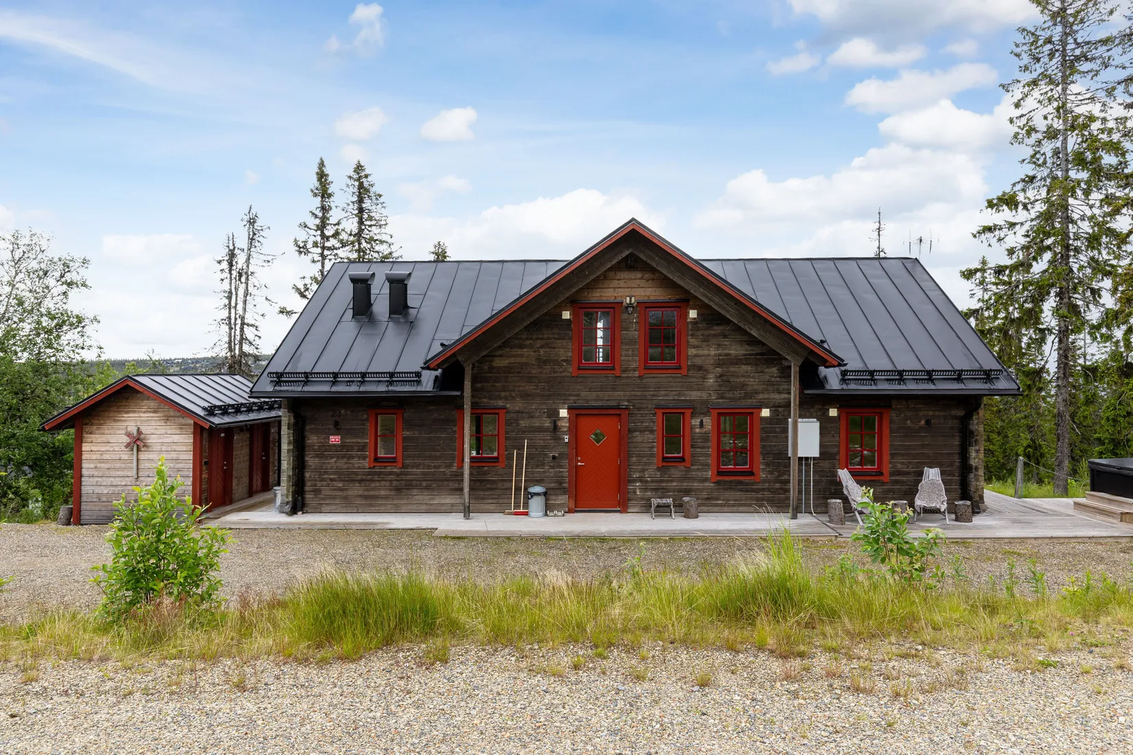 Villa, Utsiktsbacken 23, Storhogna, Berg