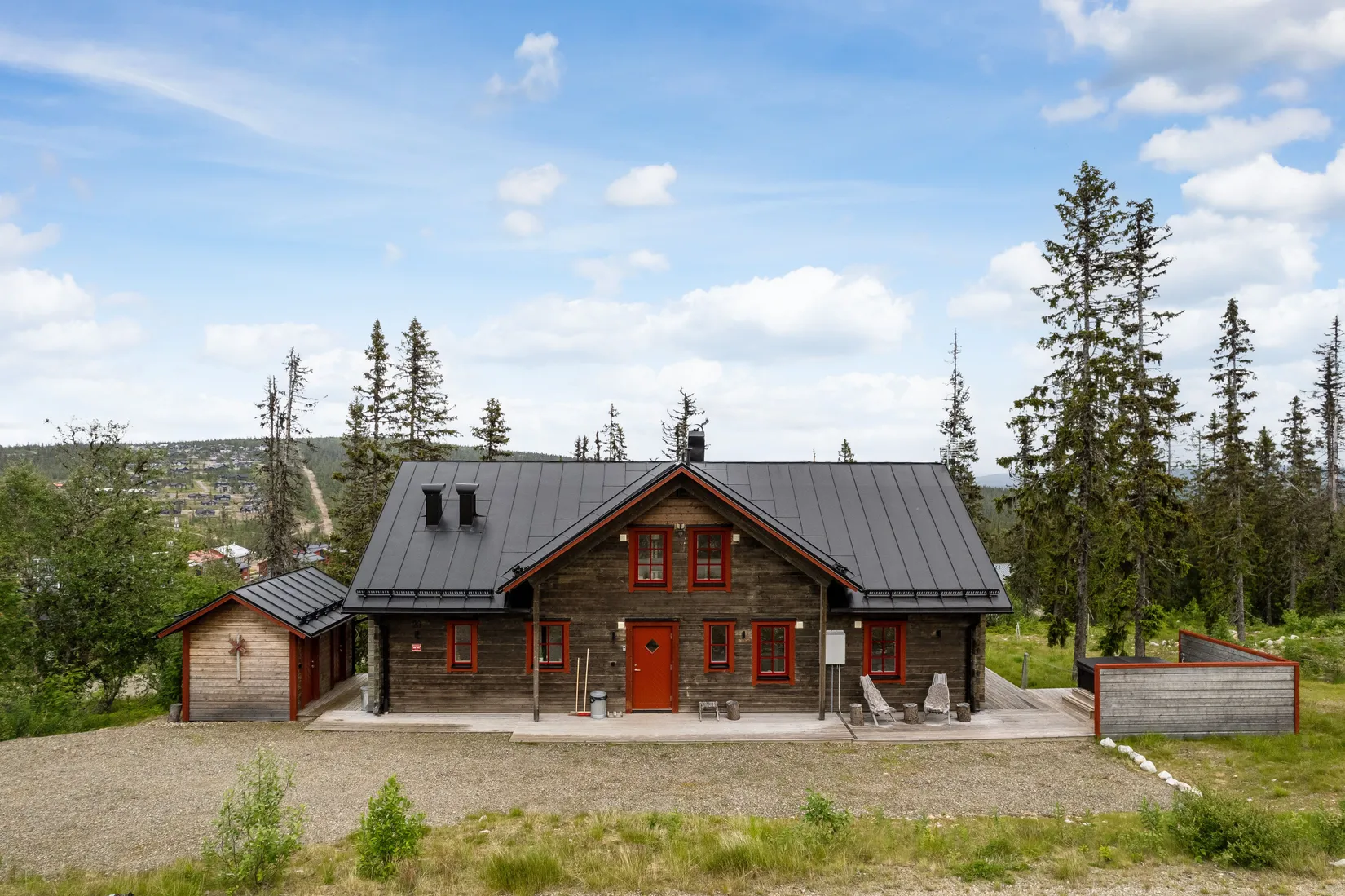 Villa, Utsiktsbacken 23, Storhogna, Berg