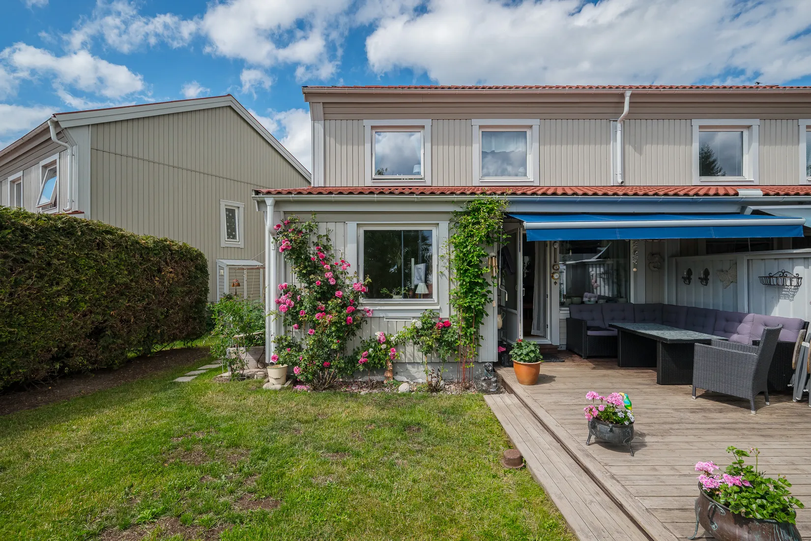 Radhus, Karlavägen 69, Haga, Vallentuna