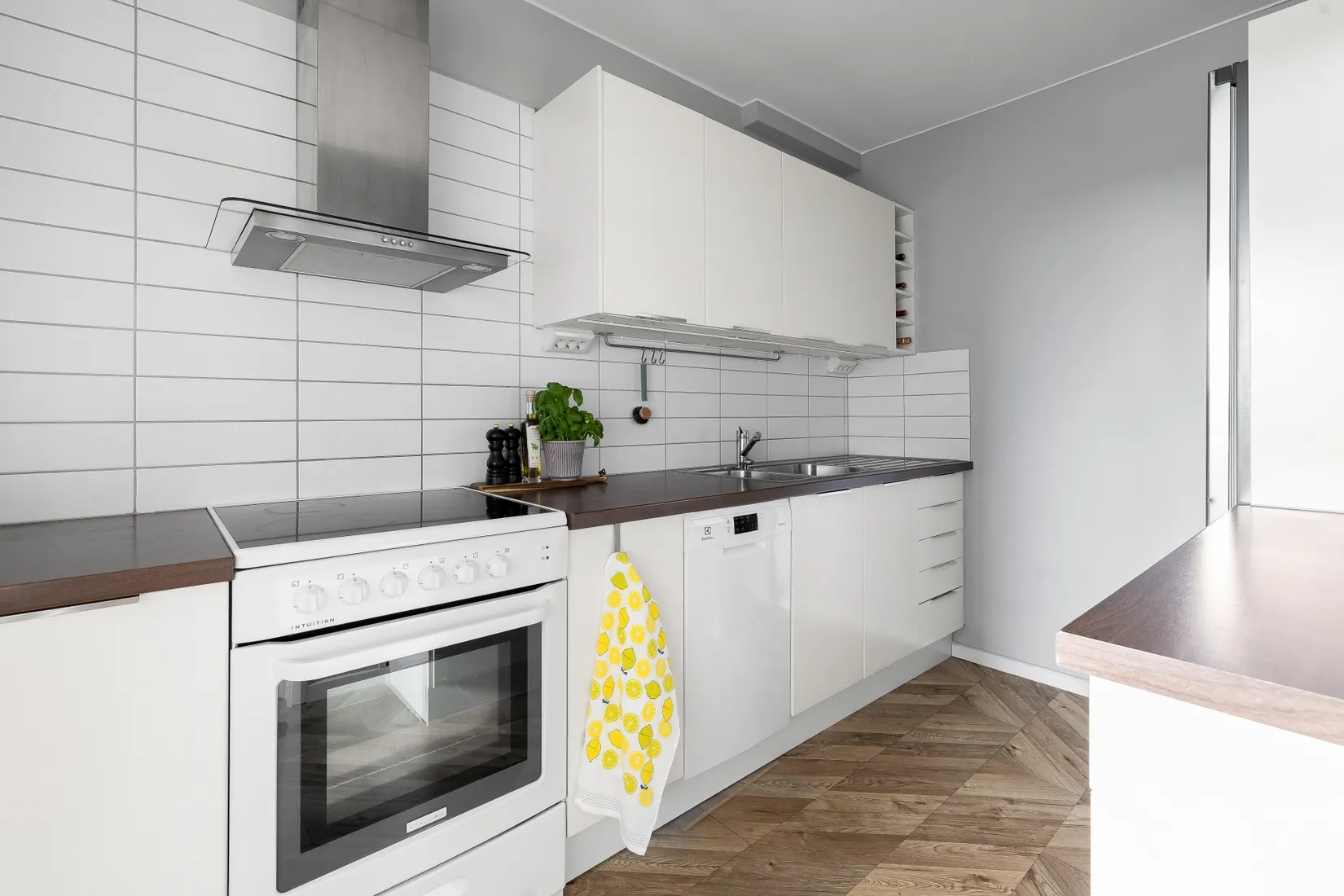 Bostadsrätt, Näsbydalsvägen 2, 15 tr, Näsbydal, Täby