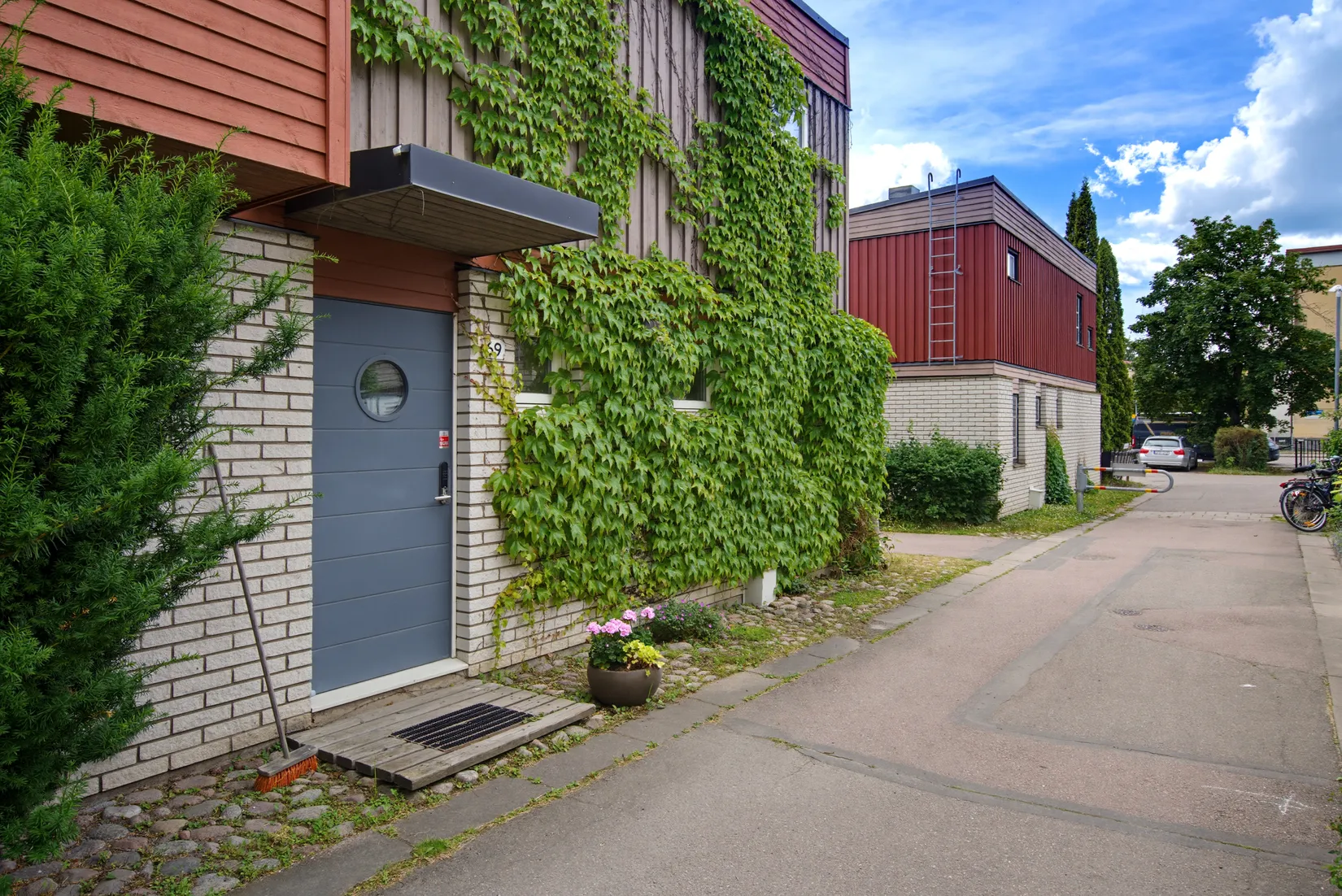 Radhus, Österängsgatan 69, Fålhagen, Uppsala