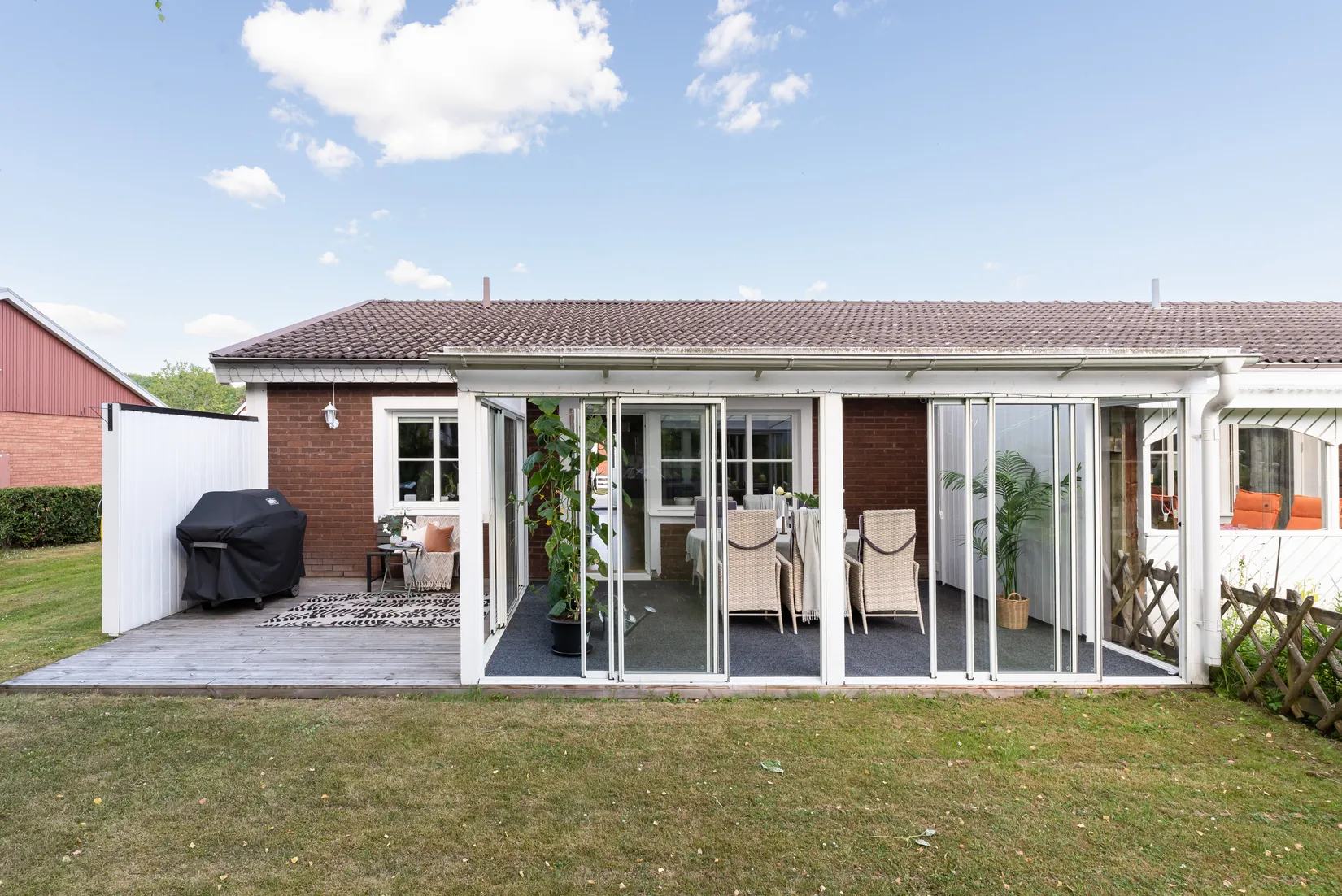 Radhus, Sigillgatan 102, Björkhaga, Örebro