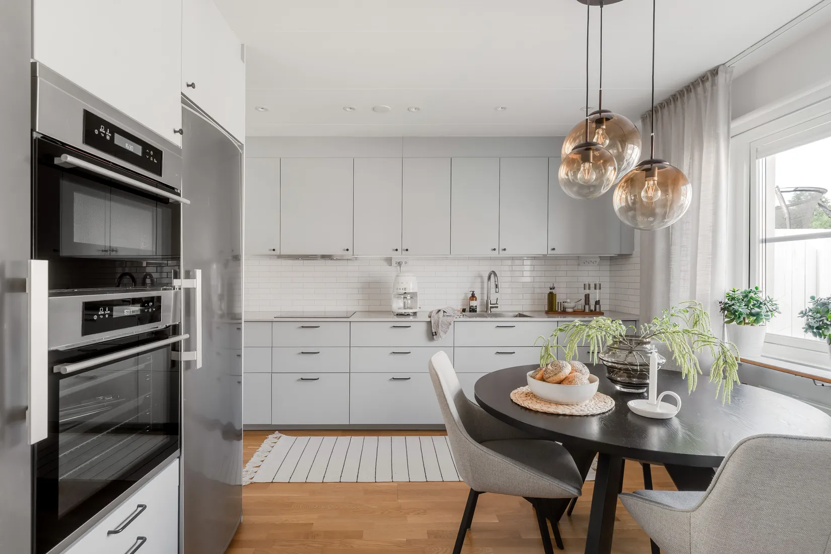 Radhus, Sigillgatan 102, Björkhaga, Örebro