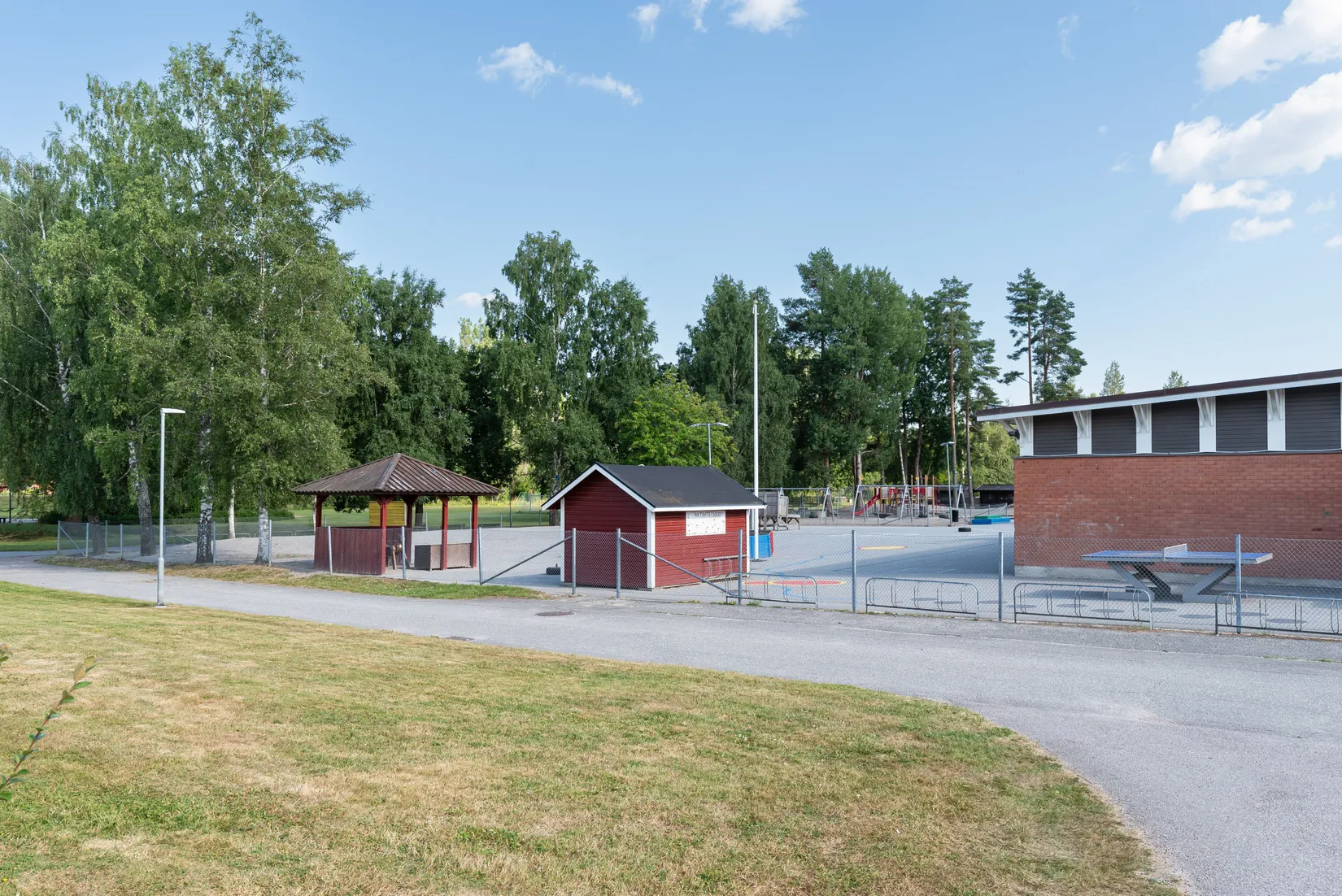 Radhus, Sigillgatan 102, Björkhaga, Örebro