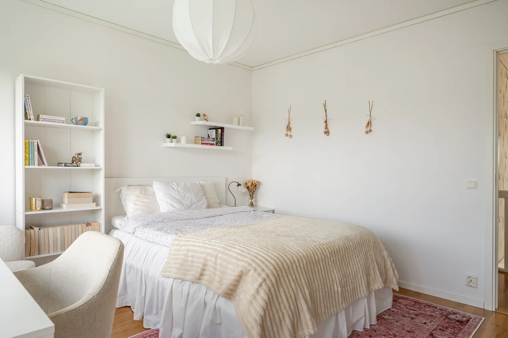 Villa, Taltrastvägen 6, Nyby, Vallentuna