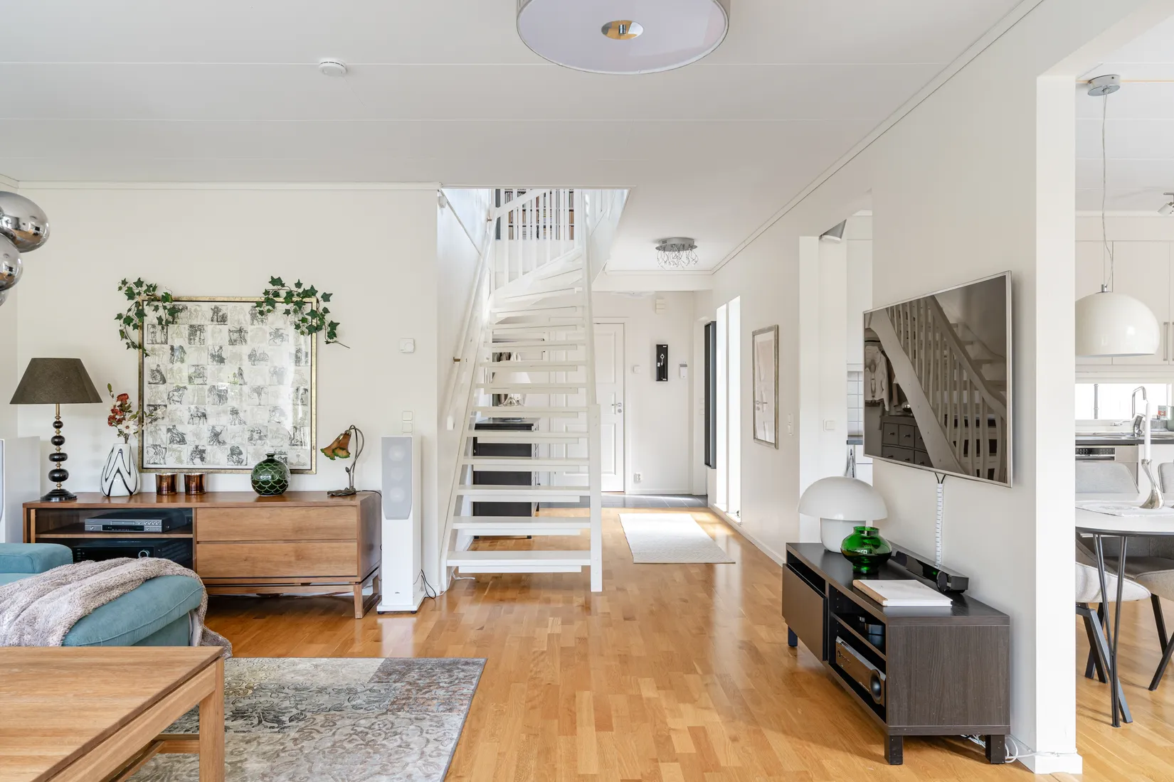 Villa, Taltrastvägen 6, Nyby, Vallentuna