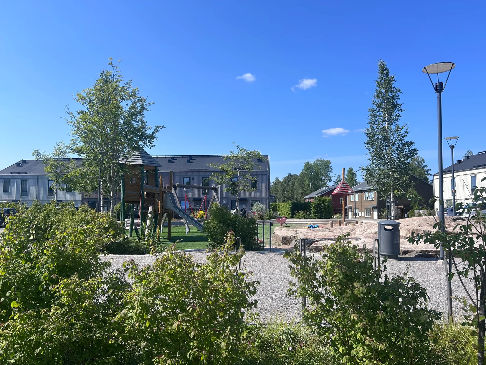 Radhus, Duvklinten 34A, Valsjöskogen, Österåker