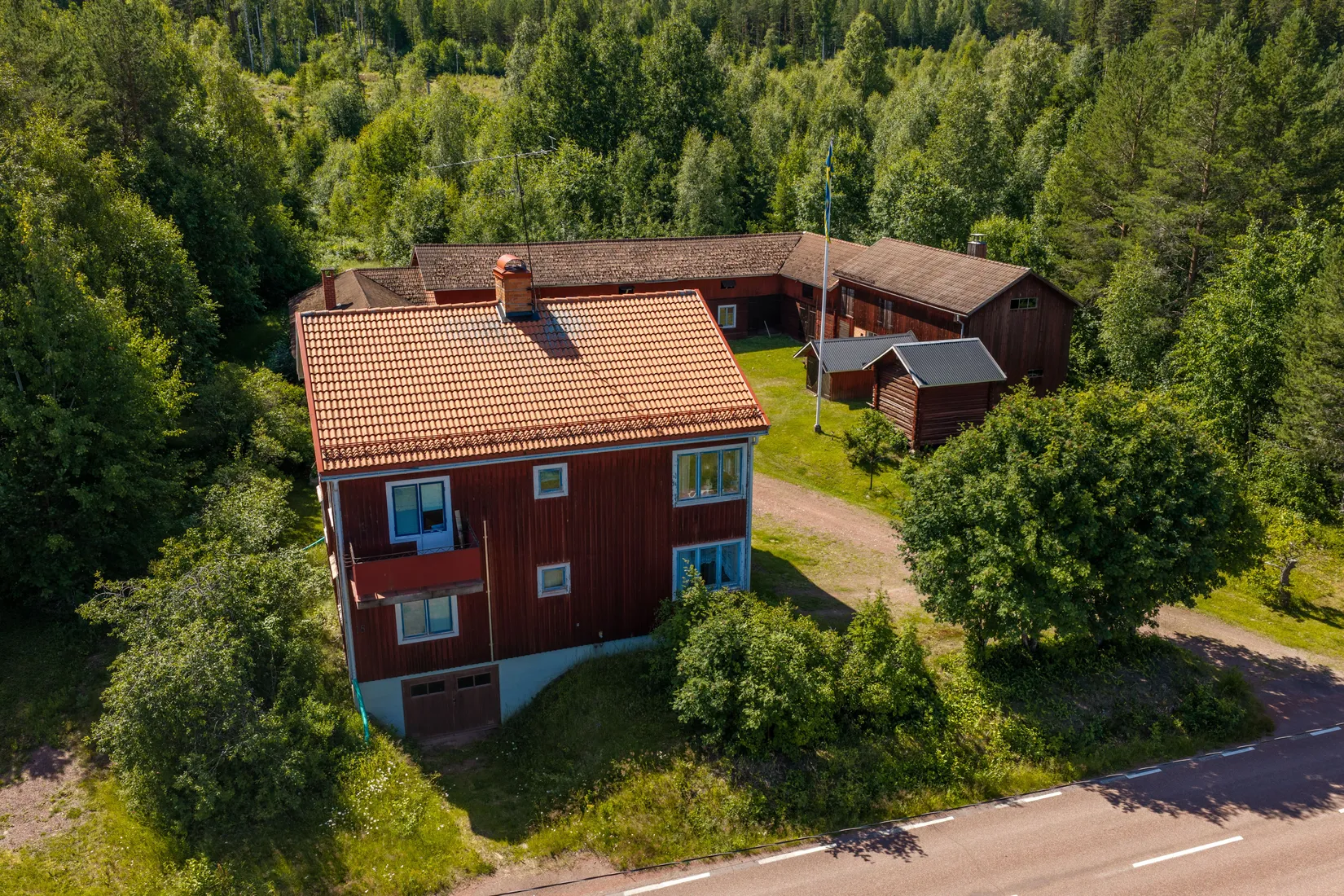 Villa, Väsavägen 15 & 14, Väsa, Älvdalen