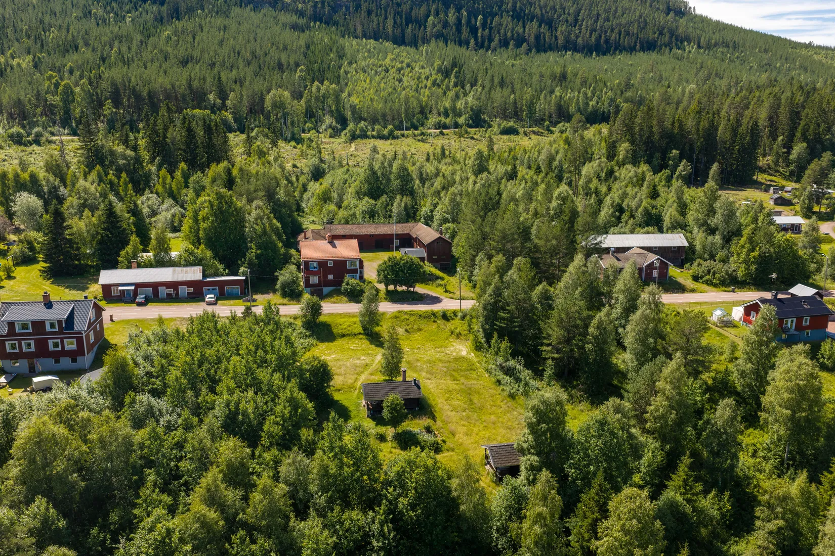 Villa, Väsavägen 15 & 14, Väsa, Älvdalen