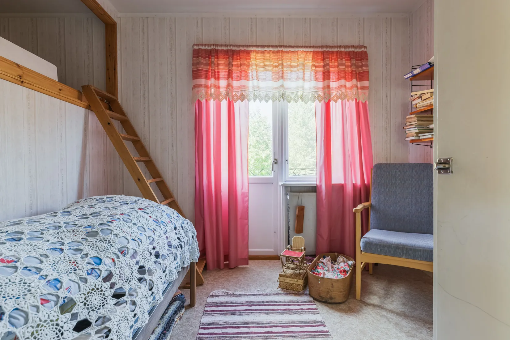 Villa, Väsavägen 15 & 14, Väsa, Älvdalen
