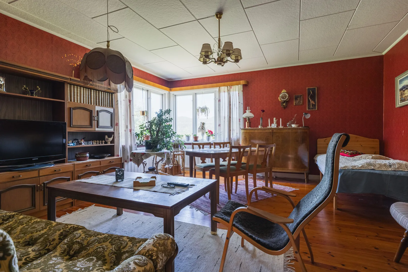 Villa, Väsavägen 15 & 14, Väsa, Älvdalen
