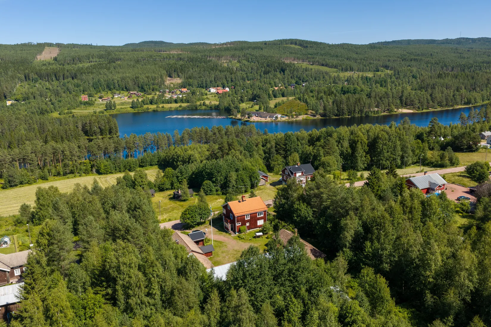 Villa, Väsavägen 15 & 14, Väsa, Älvdalen