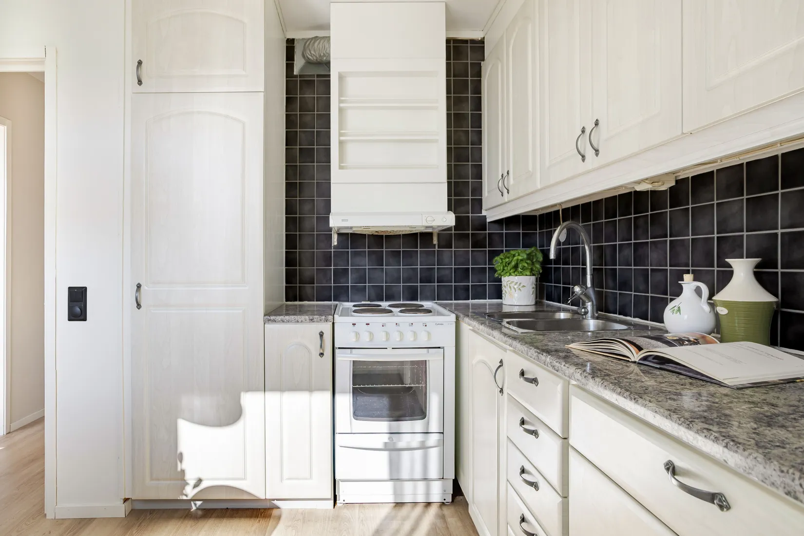 Bostadsrätt, Skönsbergsvägen 25b, Nedre Haga, Sundsvall