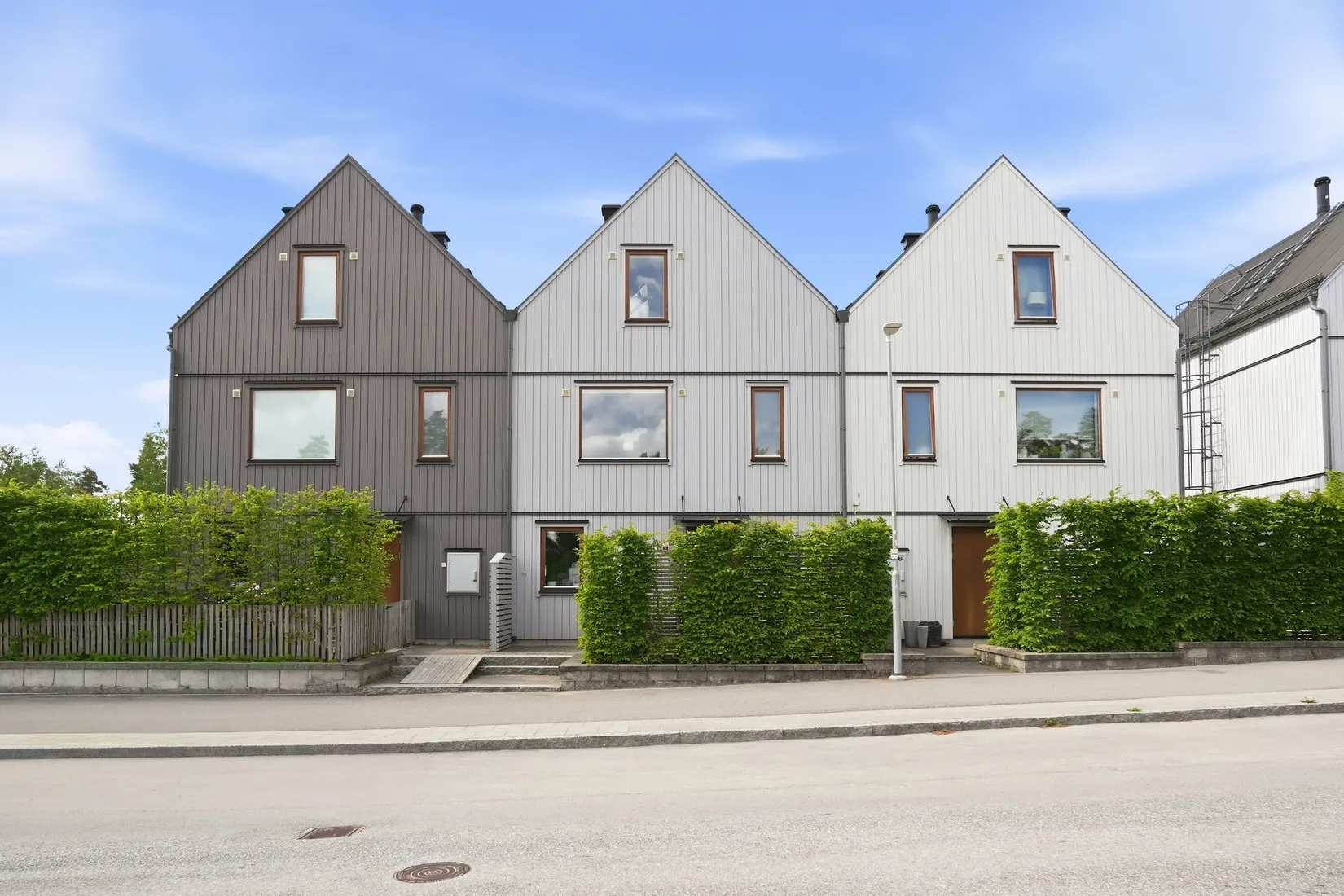 Radhus, Hagtorpsvägen 21, Lindbacken, Uppsala