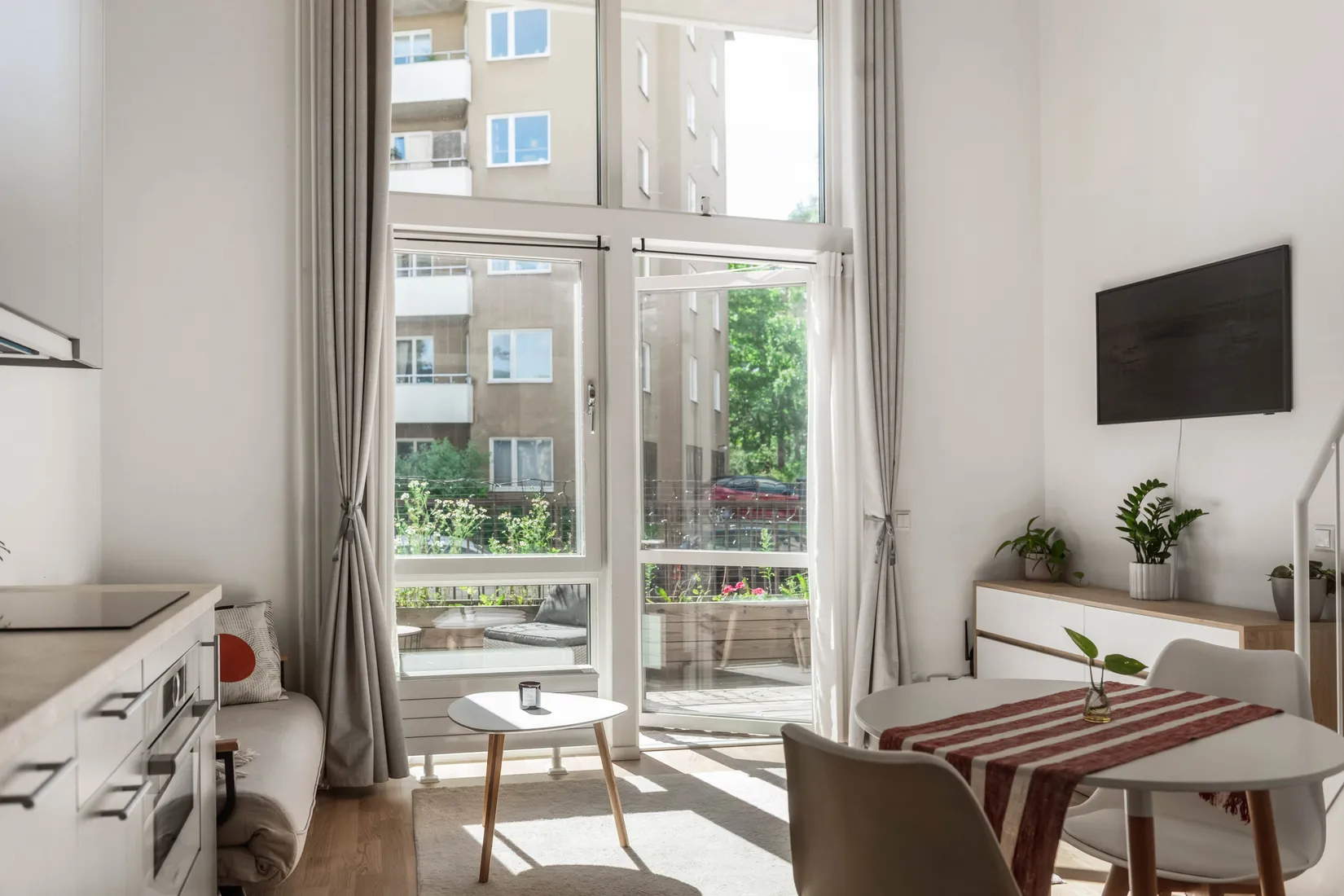 Bostadsrätt, Russinvägen 7, uteplats, Hökarängen, Stockholm