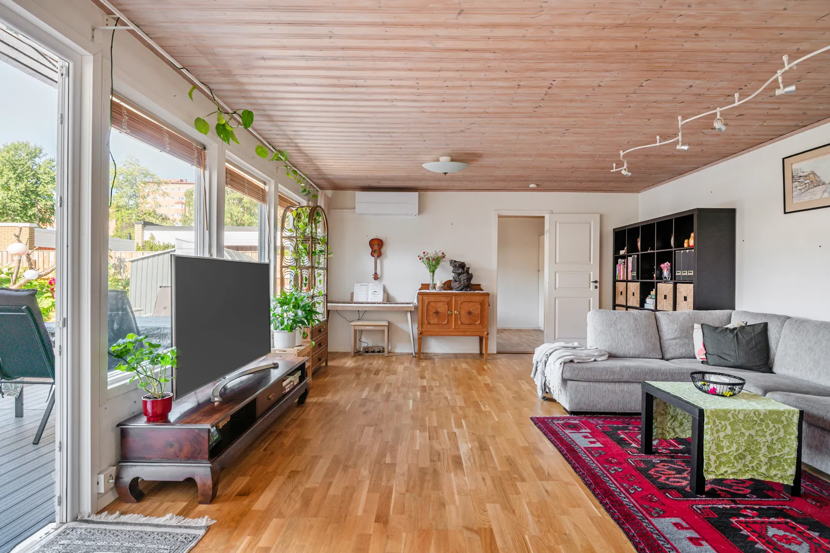 Radhus, Stora Hundens gata 512, Brandbergen, Haninge