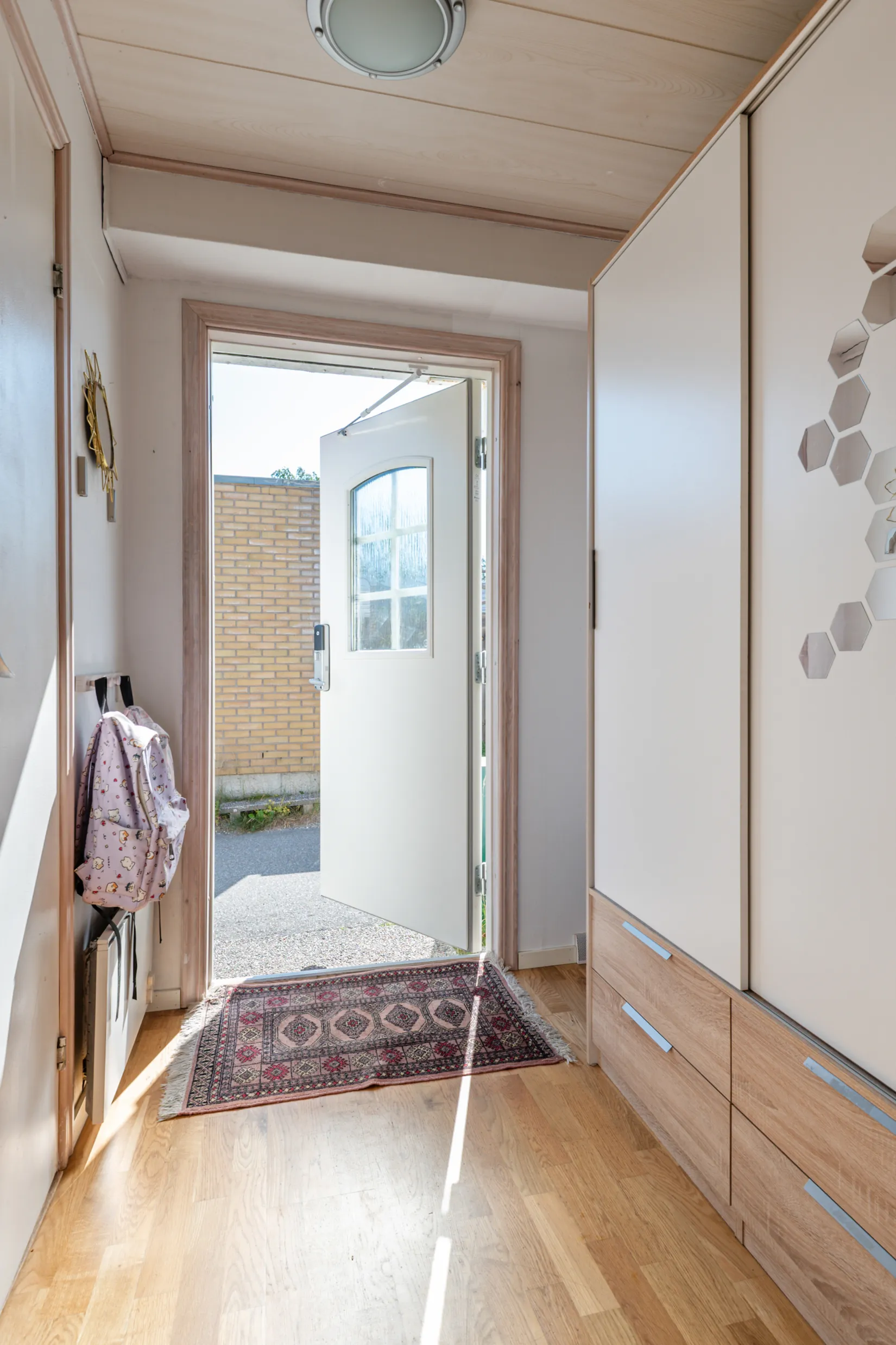 Radhus, Stora Hundens gata 512, Brandbergen, Haninge