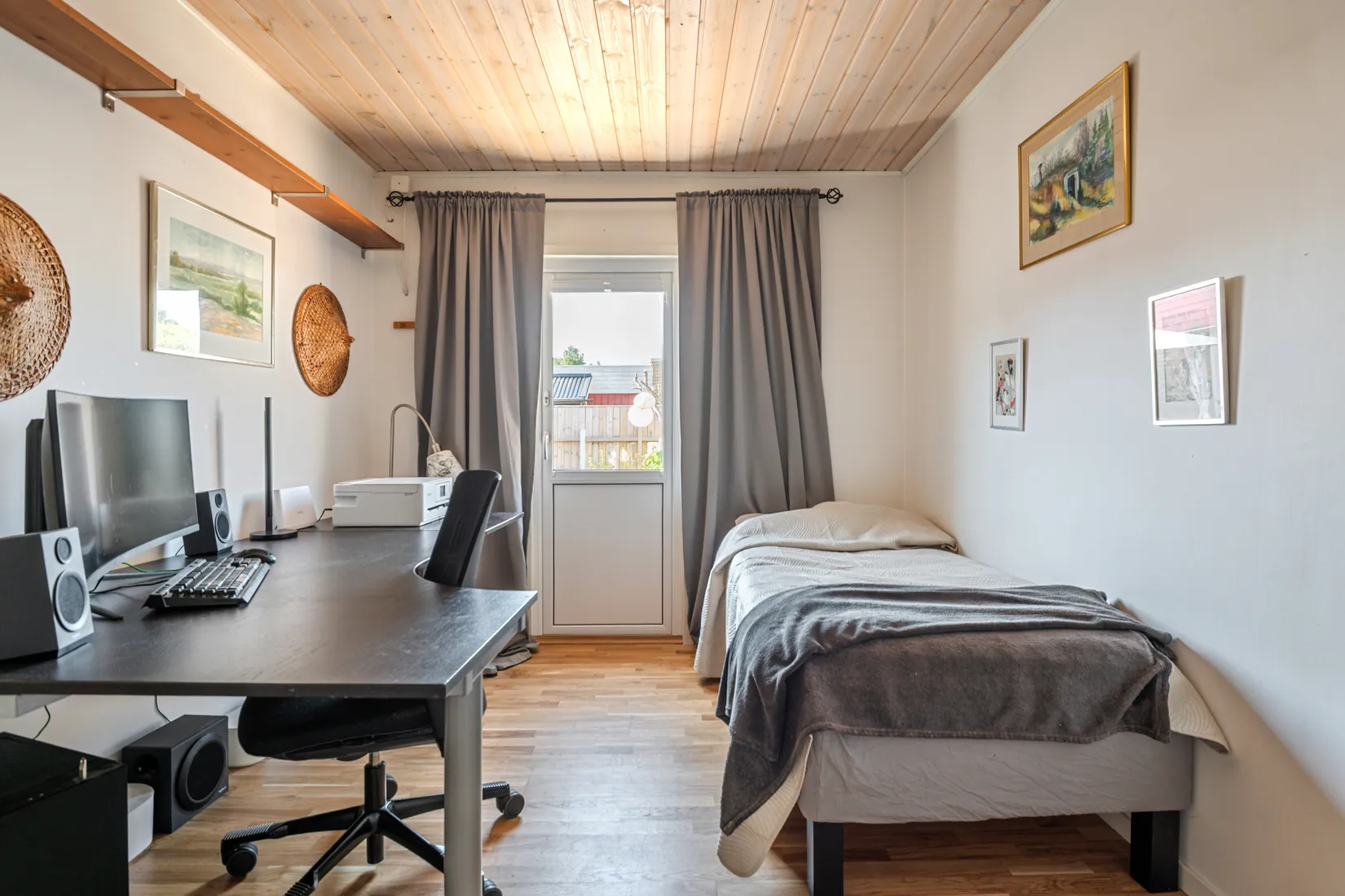 Radhus, Stora Hundens gata 512, Brandbergen, Haninge