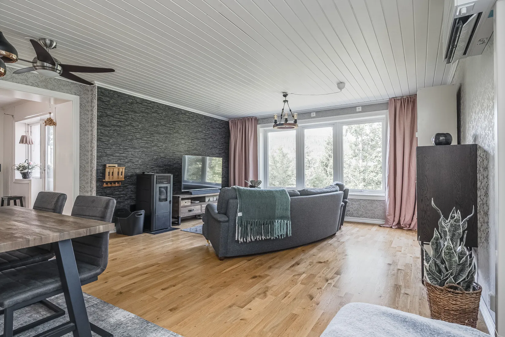 Villa, Malvavägen 5, Essvik, Sundsvall