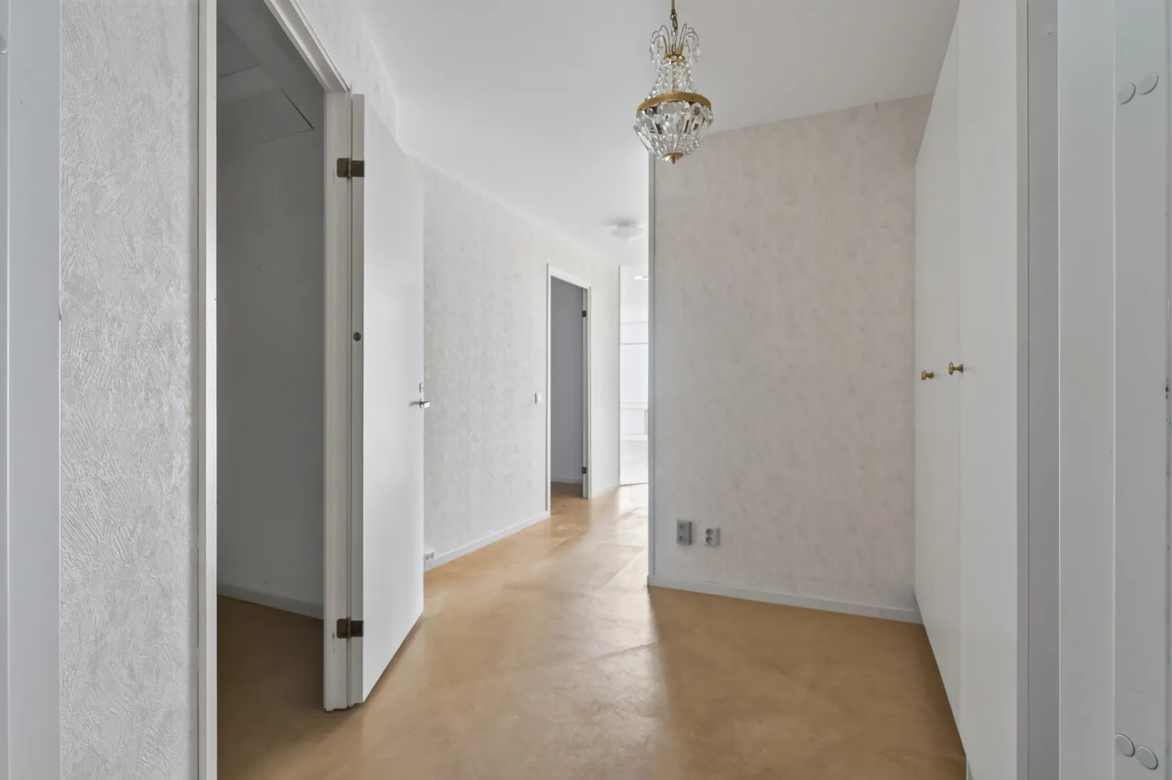 Bostadsrätt, Slussbrovägen 8, Runö, Österåker