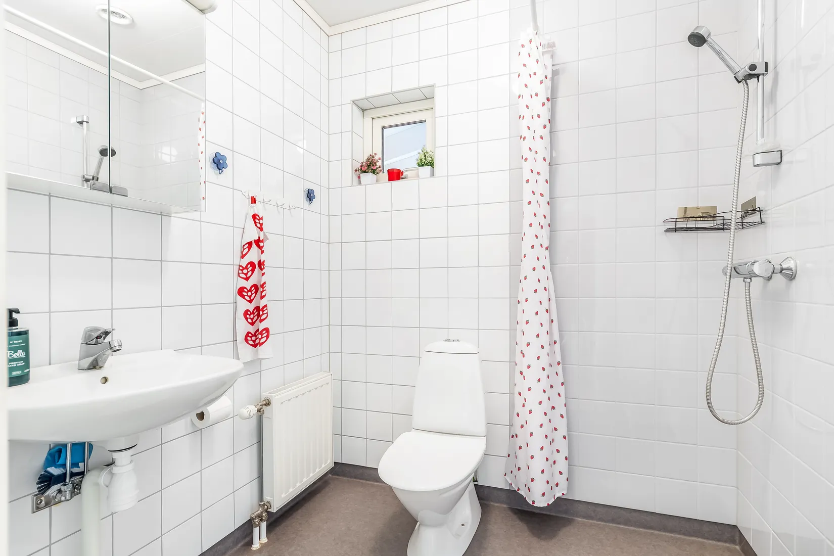Radhus, Åvägen 68, Lidatorp, Nynäshamn