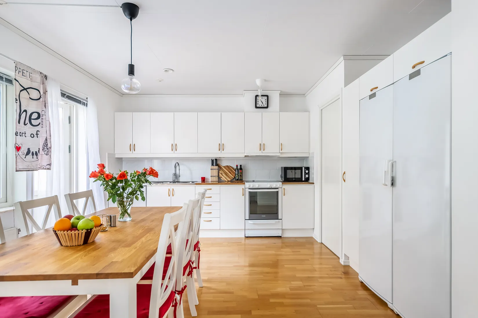Radhus, Åvägen 68, Lidatorp, Nynäshamn