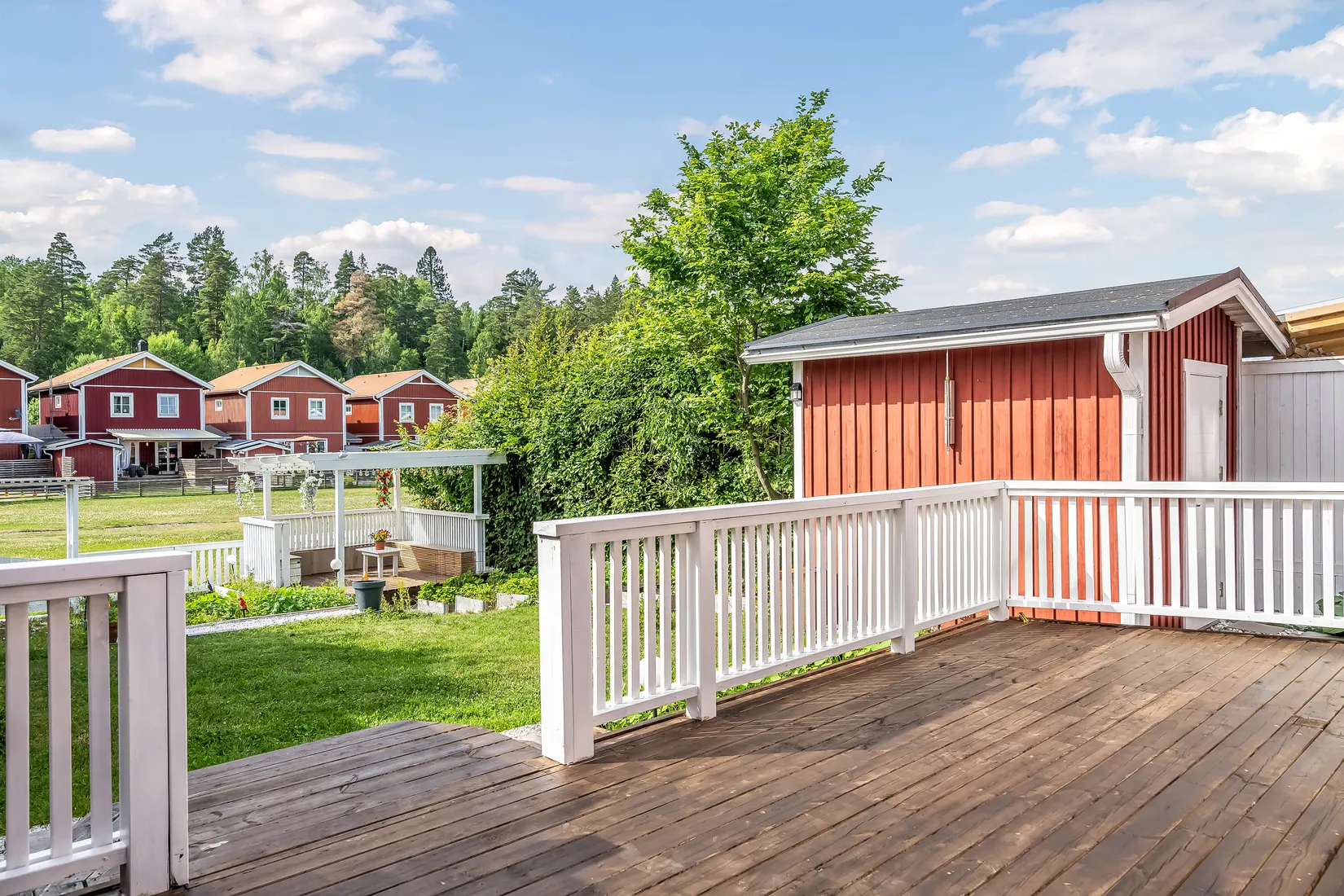 Radhus, Åvägen 68, Lidatorp, Nynäshamn