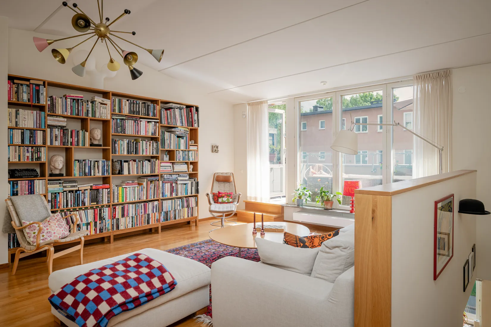 Radhus, Kransbindarvägen 82, Midsommarkransen/Telefonplan, Stockholm
