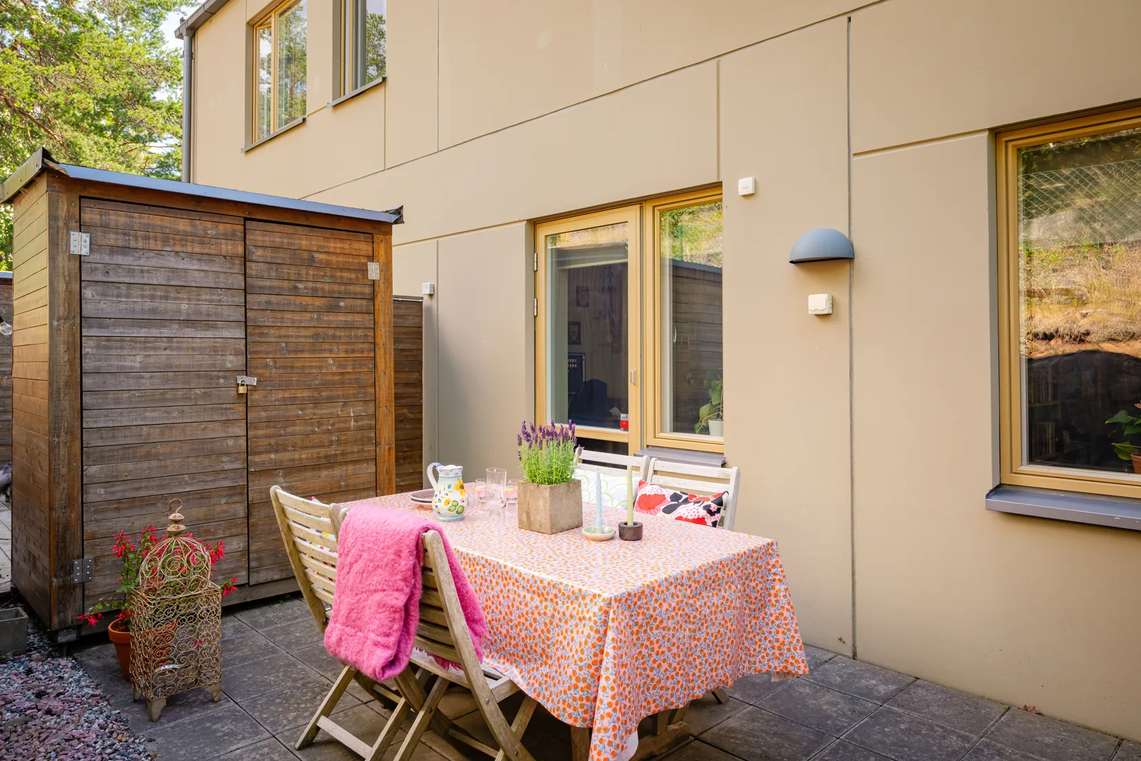 Radhus, Kransbindarvägen 82, Midsommarkransen/Telefonplan, Stockholm