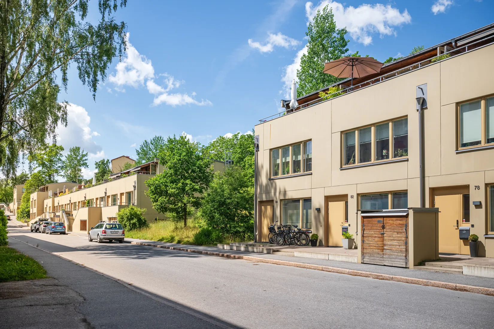 Radhus, Kransbindarvägen 82, Midsommarkransen/Telefonplan, Stockholm