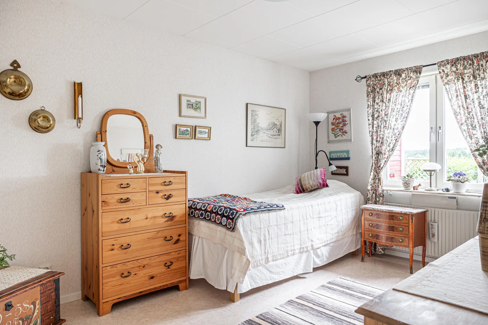 Radhus, Midvintergatan 40, Skultuna, Västerås