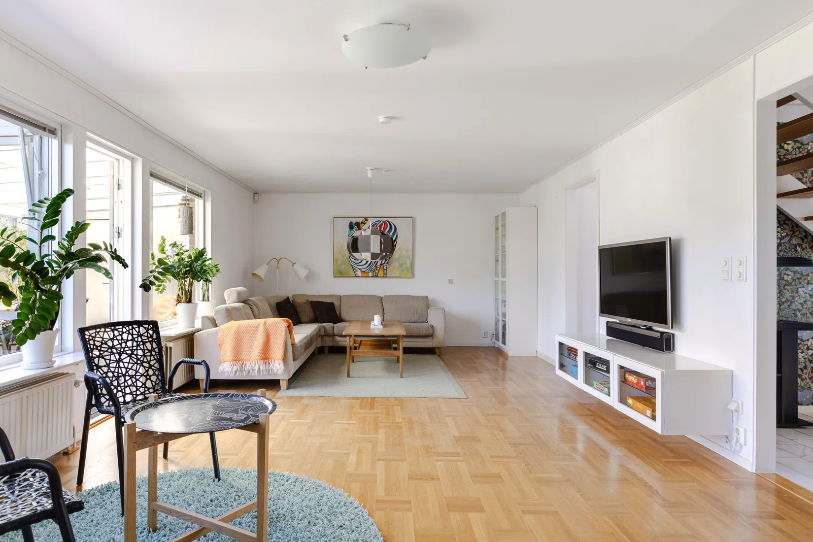 Radhus, Lövsbergsvägen 99, Hörnläge, Hjulsbro, Linköping