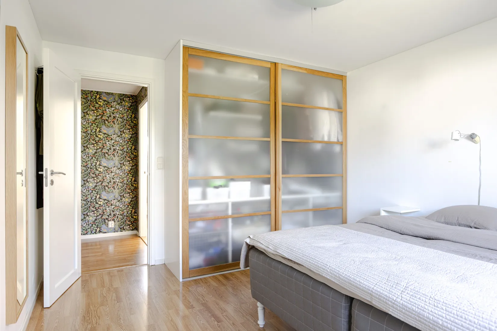 Radhus, Lövsbergsvägen 99, Hörnläge, Hjulsbro, Linköping
