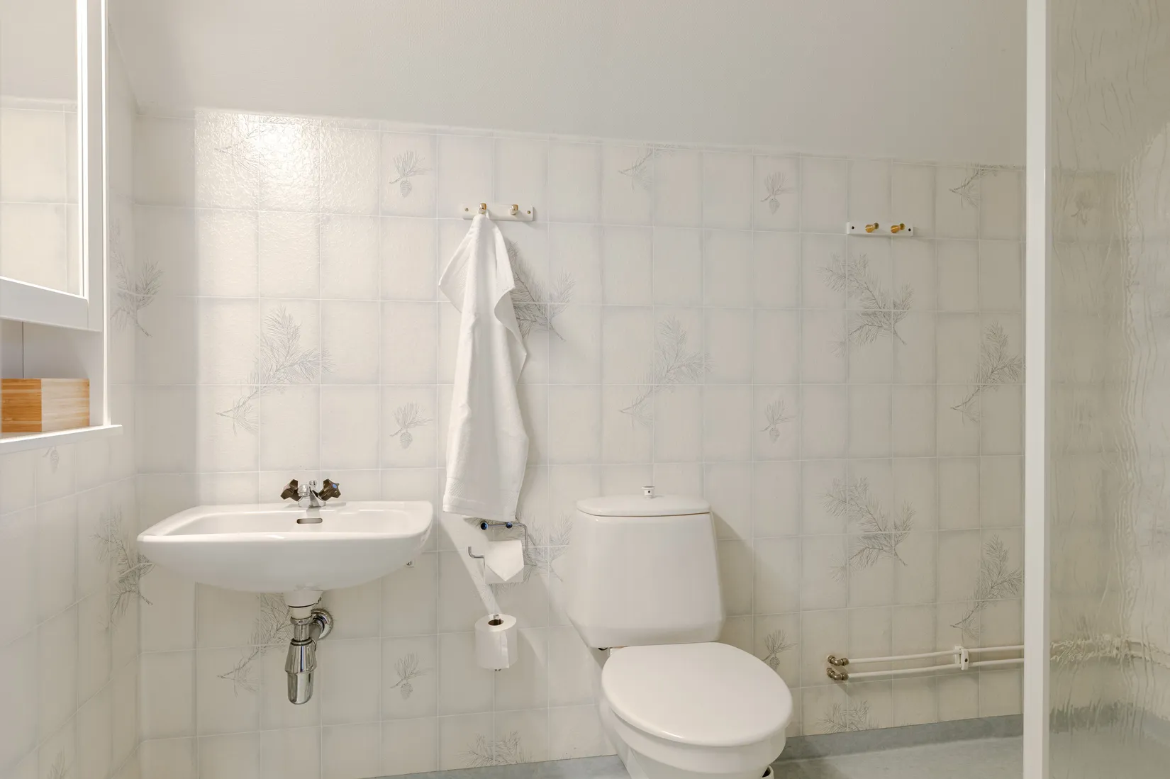Radhus, Lövsbergsvägen 99, Hörnläge, Hjulsbro, Linköping