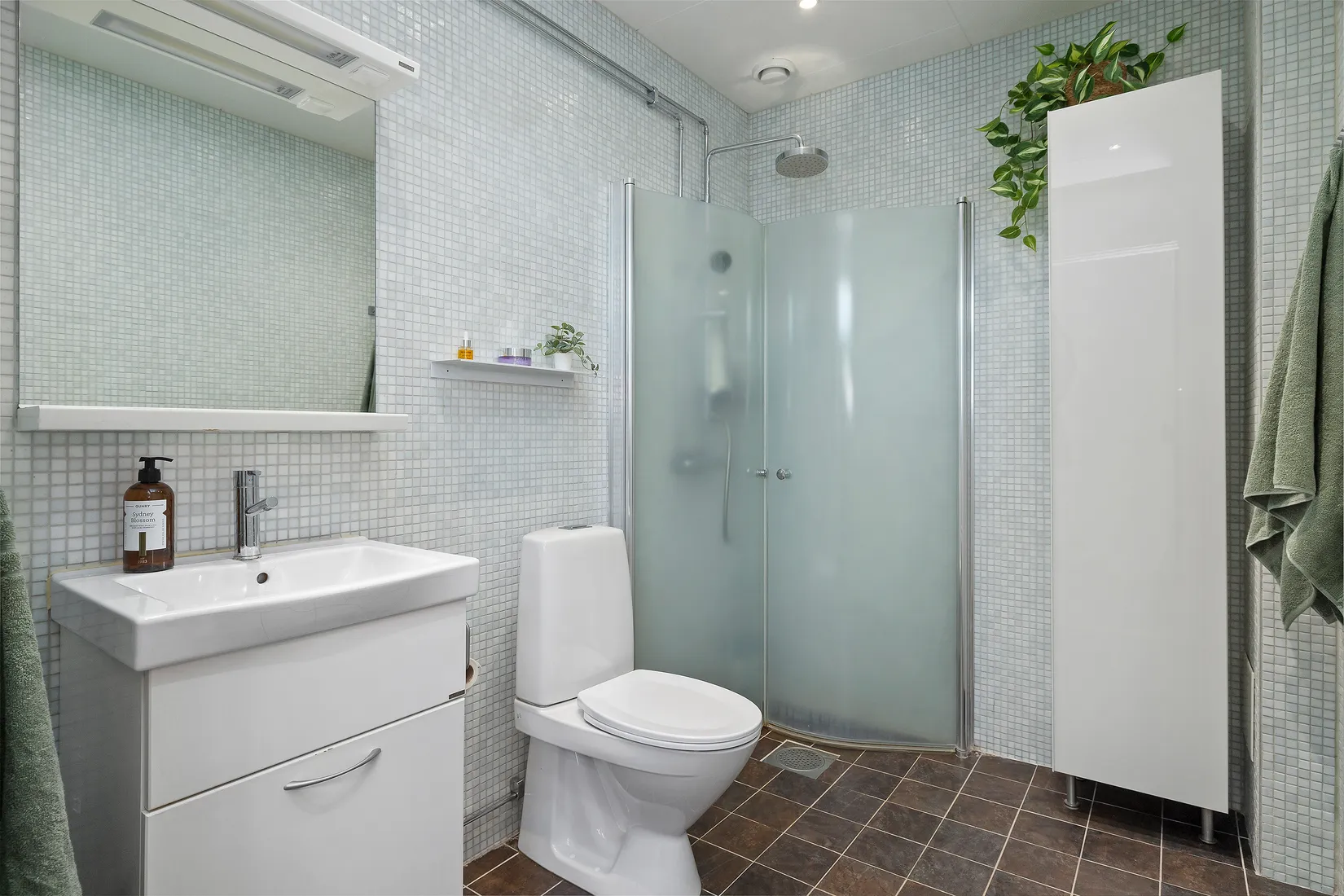 Radhus, Sofia Gyllenhielms väg 32, Sigtuna - Sjudargården, Sigtuna