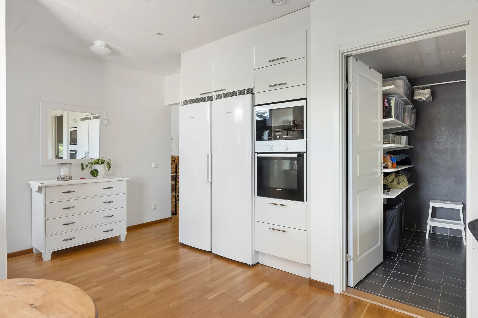 Radhus, Sofia Gyllenhielms väg 32, Sigtuna - Sjudargården, Sigtuna