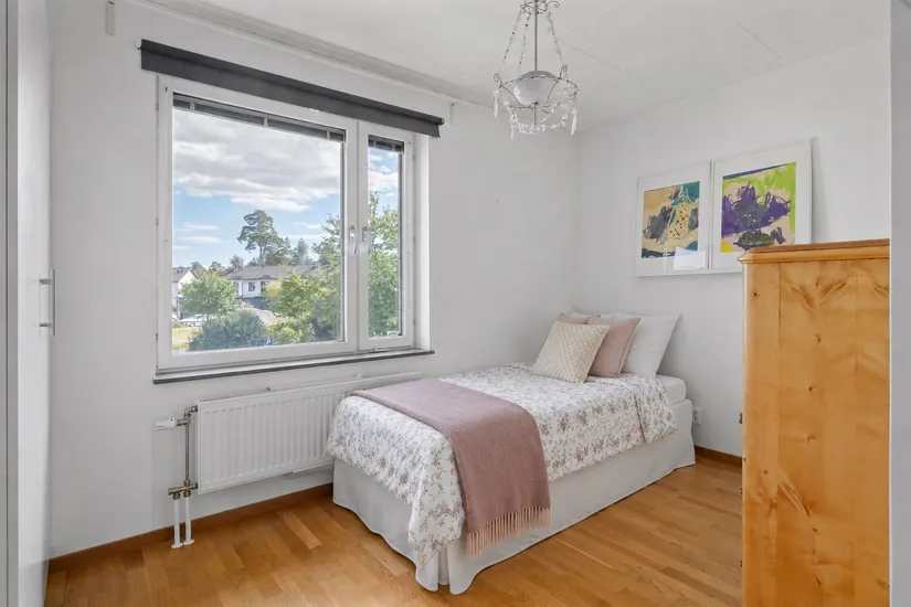 Radhus, Sofia Gyllenhielms väg 32, Sigtuna - Sjudargården, Sigtuna
