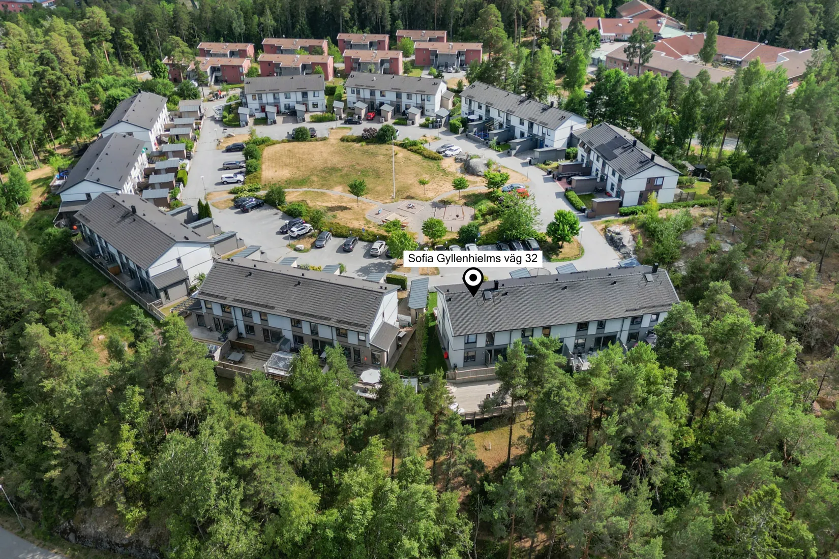 Radhus, Sofia Gyllenhielms väg 32, Sigtuna - Sjudargården, Sigtuna