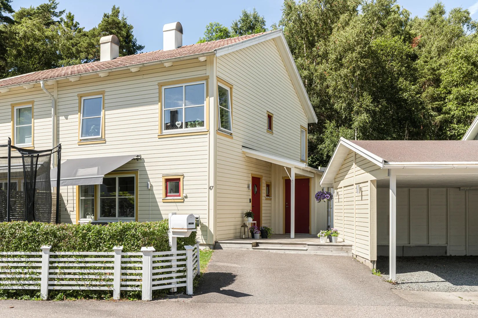 Radhus, Näckrosvägen 47, Mölnlycke-Orrekullen, Härryda