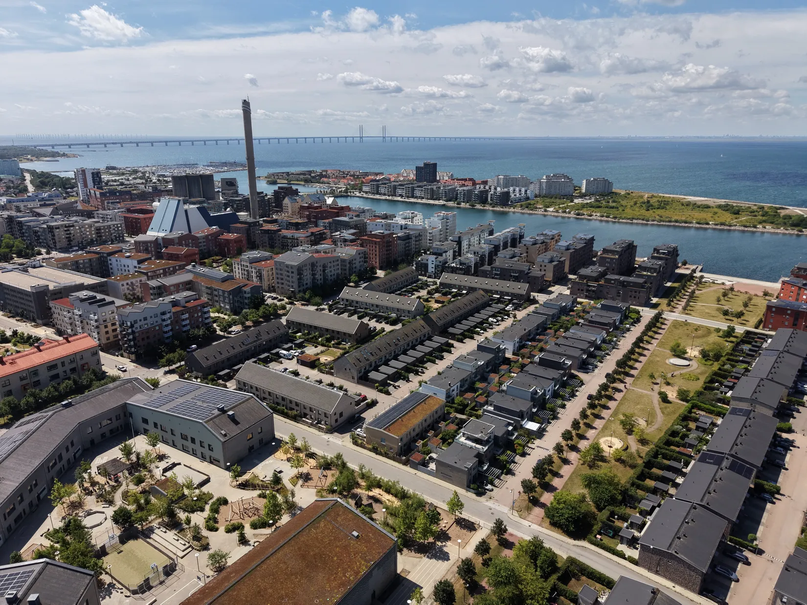 Radhus, Mellins gata 9, Limhamns Sjöstad, Malmö